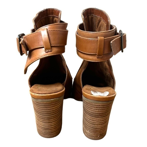 AEROSOLES Square Up Womens Leather Boots - Picture 7 of 10